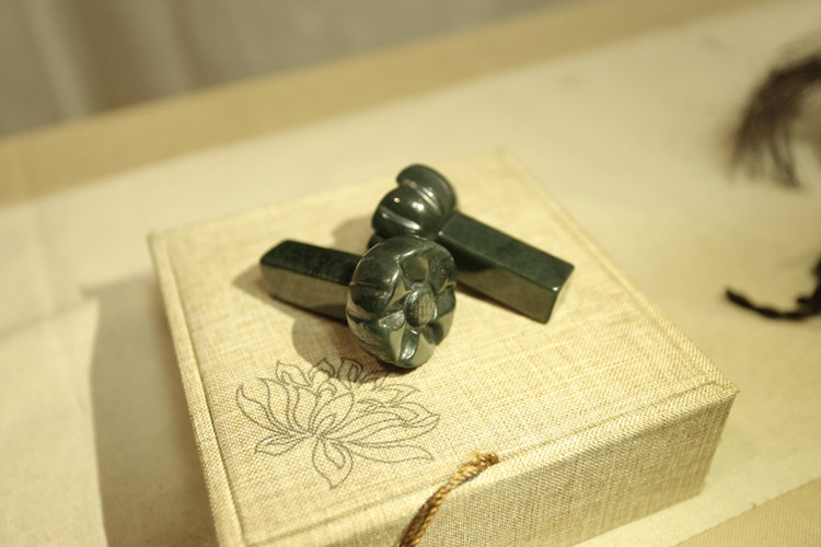 古琴琴轸雁足鸿雁厂家直销墨玉特价精工琢制古琴