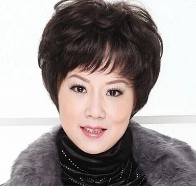 假发女短发中老年妈妈假发斜刘海蓬松短卷发中年女士头套真发丝