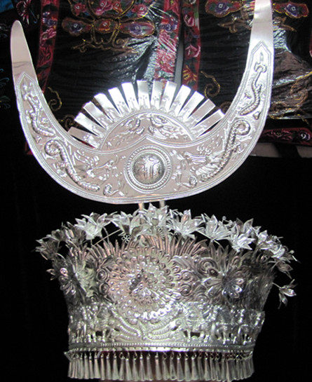 帽子k8asikuuhg银饰苗族银帽长角帽多款新款头饰凤冠民族服装