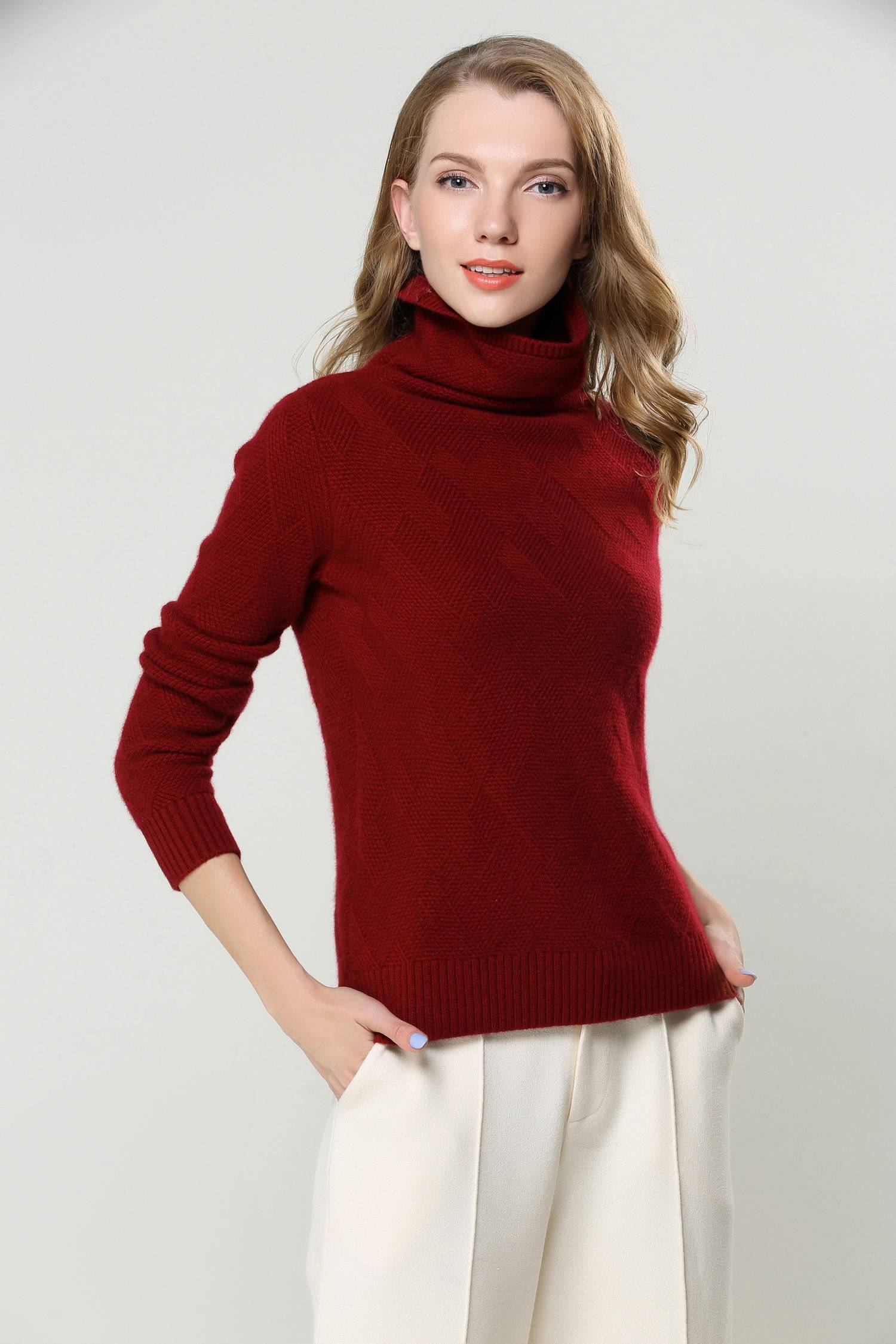 秋冬新款高领羊绒衫纯色短款套头宽松毛衣韩版针织打底毛衣女