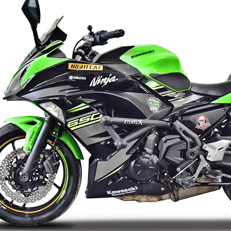 适用川崎忍者650ninja650金卡纳卡纳改装护杠保险杠防摔架摩托车保险