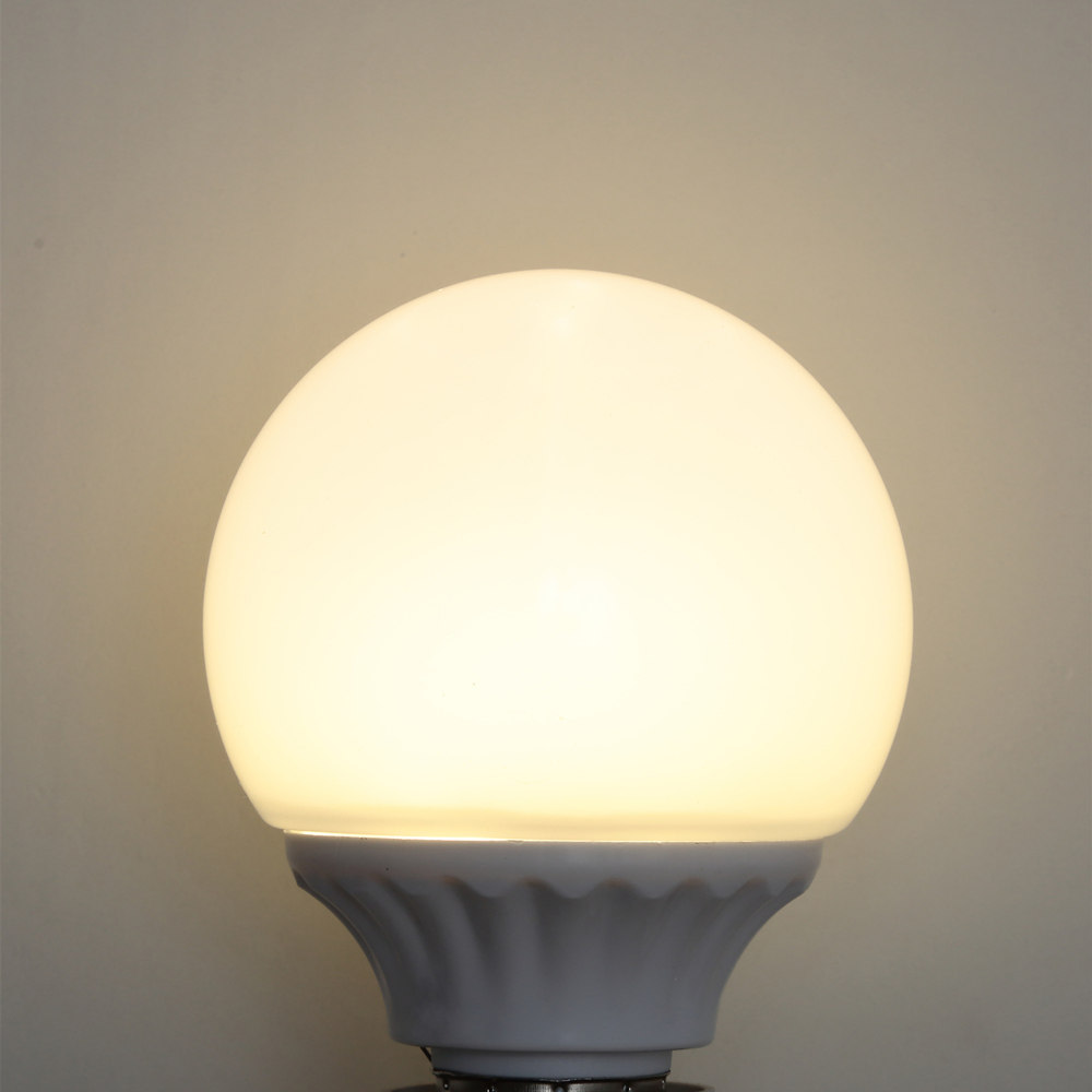 家用球泡led塑料龙珠泡三色变光婚庆路引灯商场服装店超市节能灯