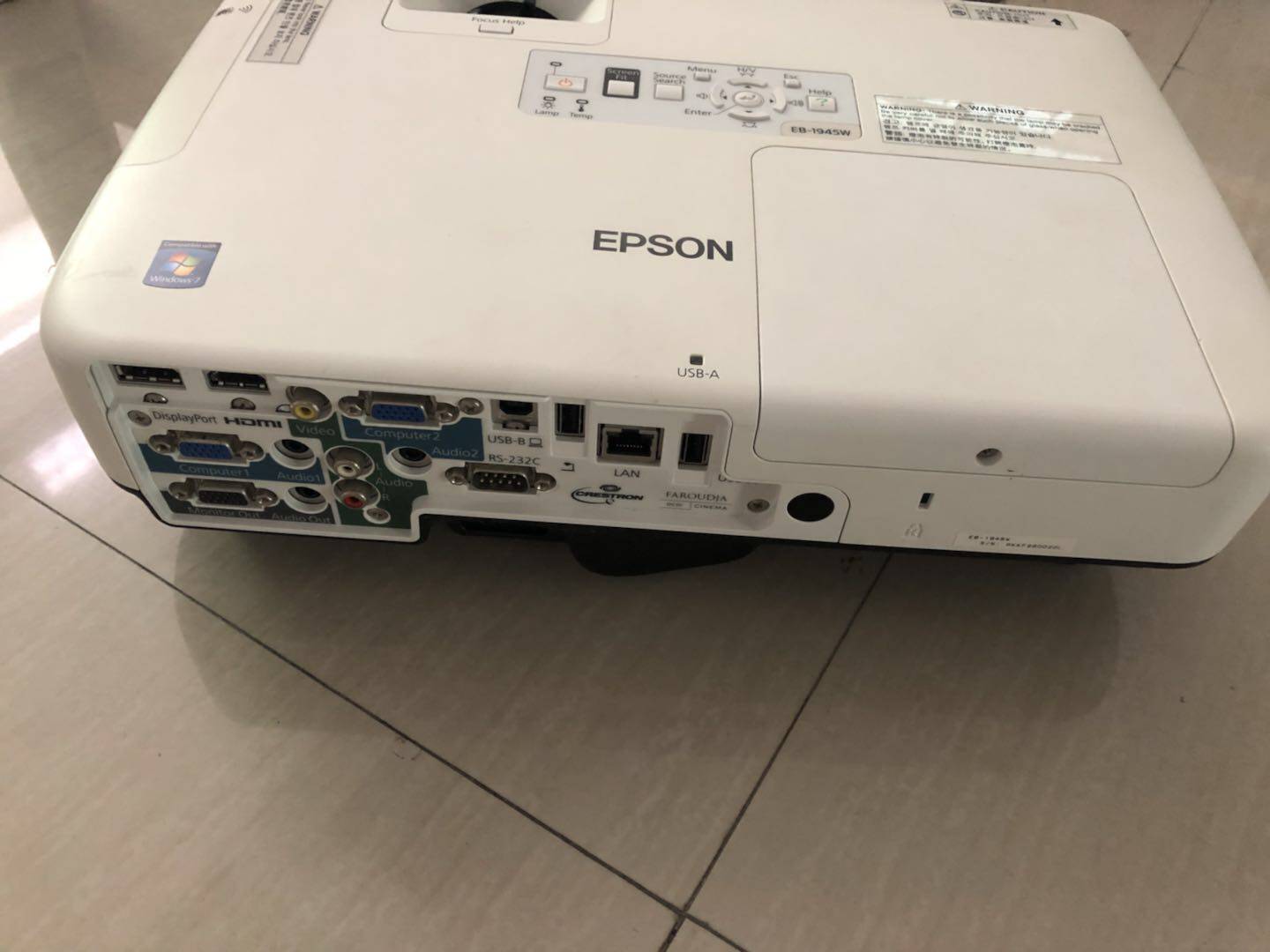 爱普生eb1940w1945w家用办公投影机1080p宽屏高清hdmi投影机