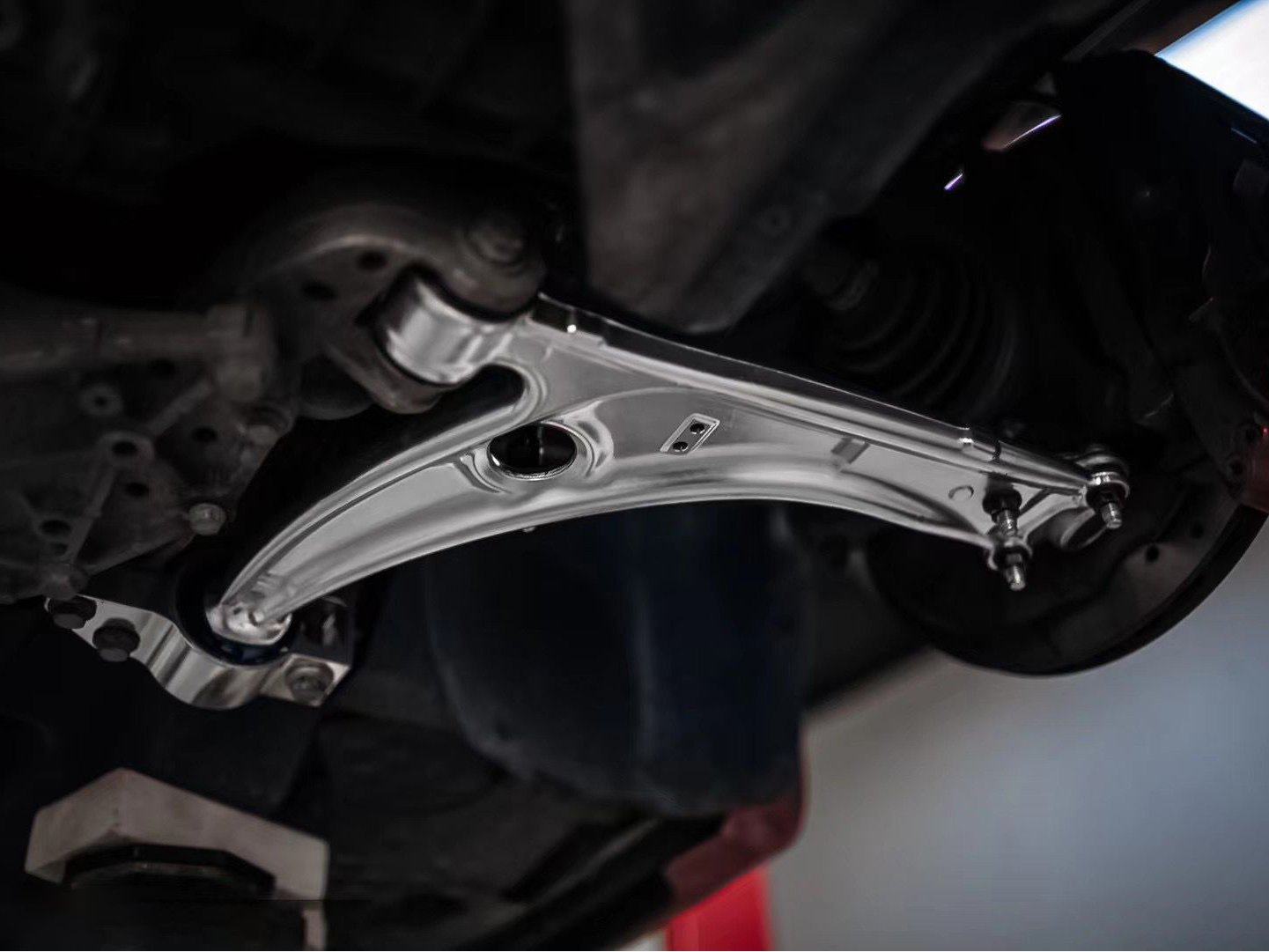 澳洲superpro高尔夫速腾gti尚酷r20途安明锐铝合金上下摆臂