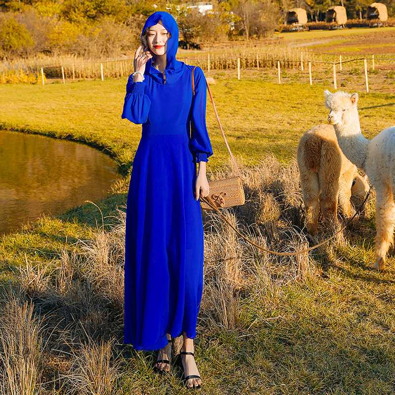 红色旅拍草原沙漠连衣裙云南西藏旅游度假裙子民族风连衣裙