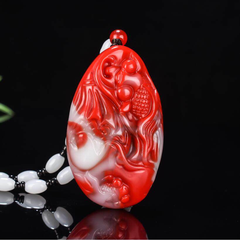 新疆和田玉鱼挂件七彩金丝玉连年有余吊坠年年有余颈饰