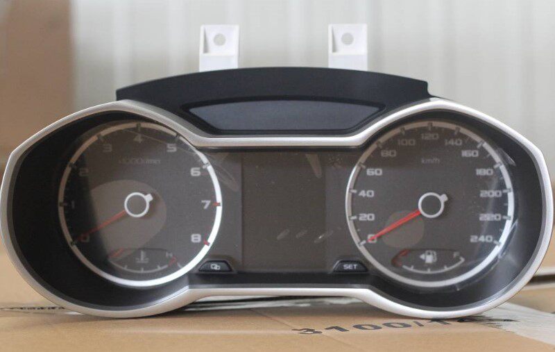 总成适用于吉利博越16款18款液晶仪表盘仪表显示器汽车仪表