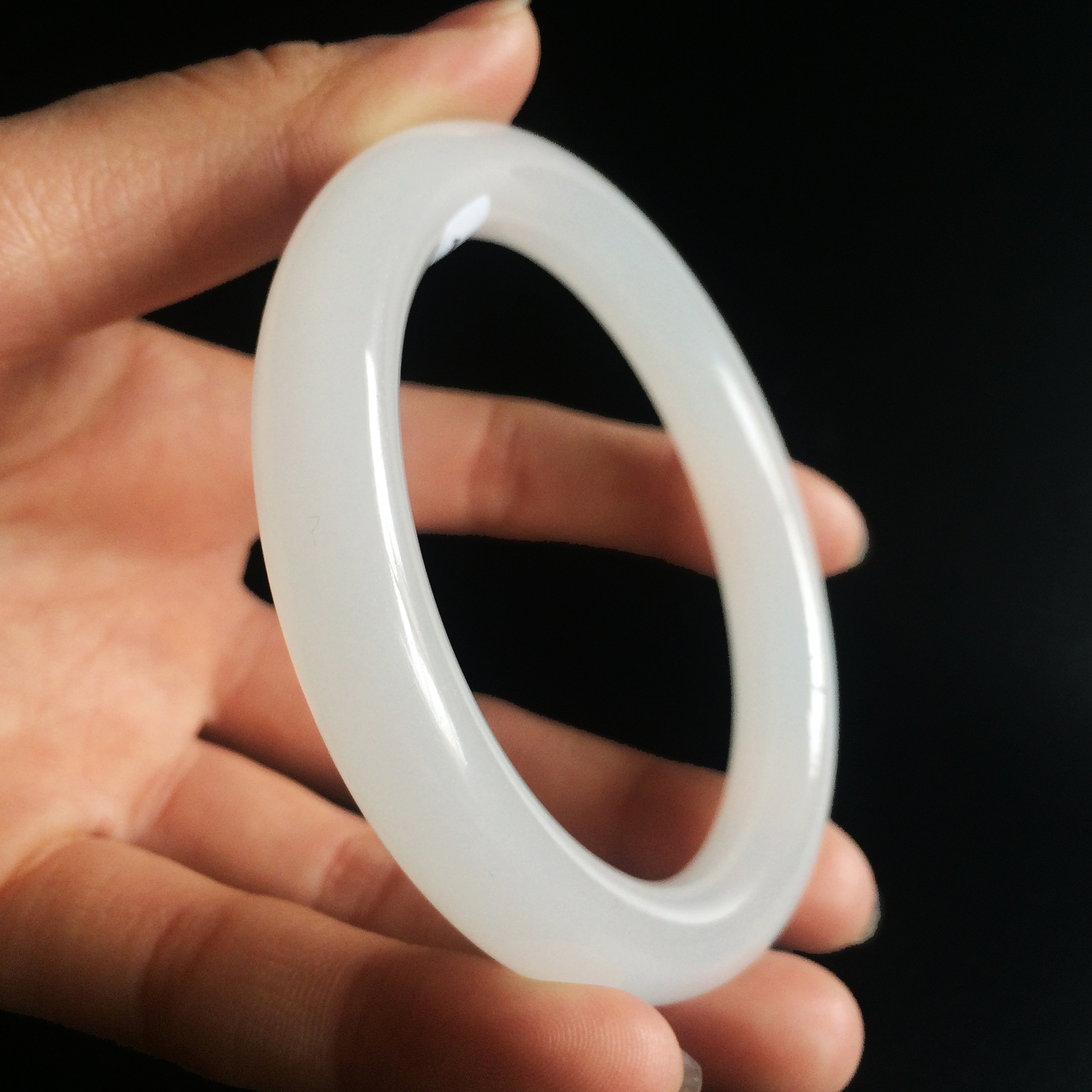 白玉羊脂圆条玉镯天然正品玉石昆仑和田玉女手饰