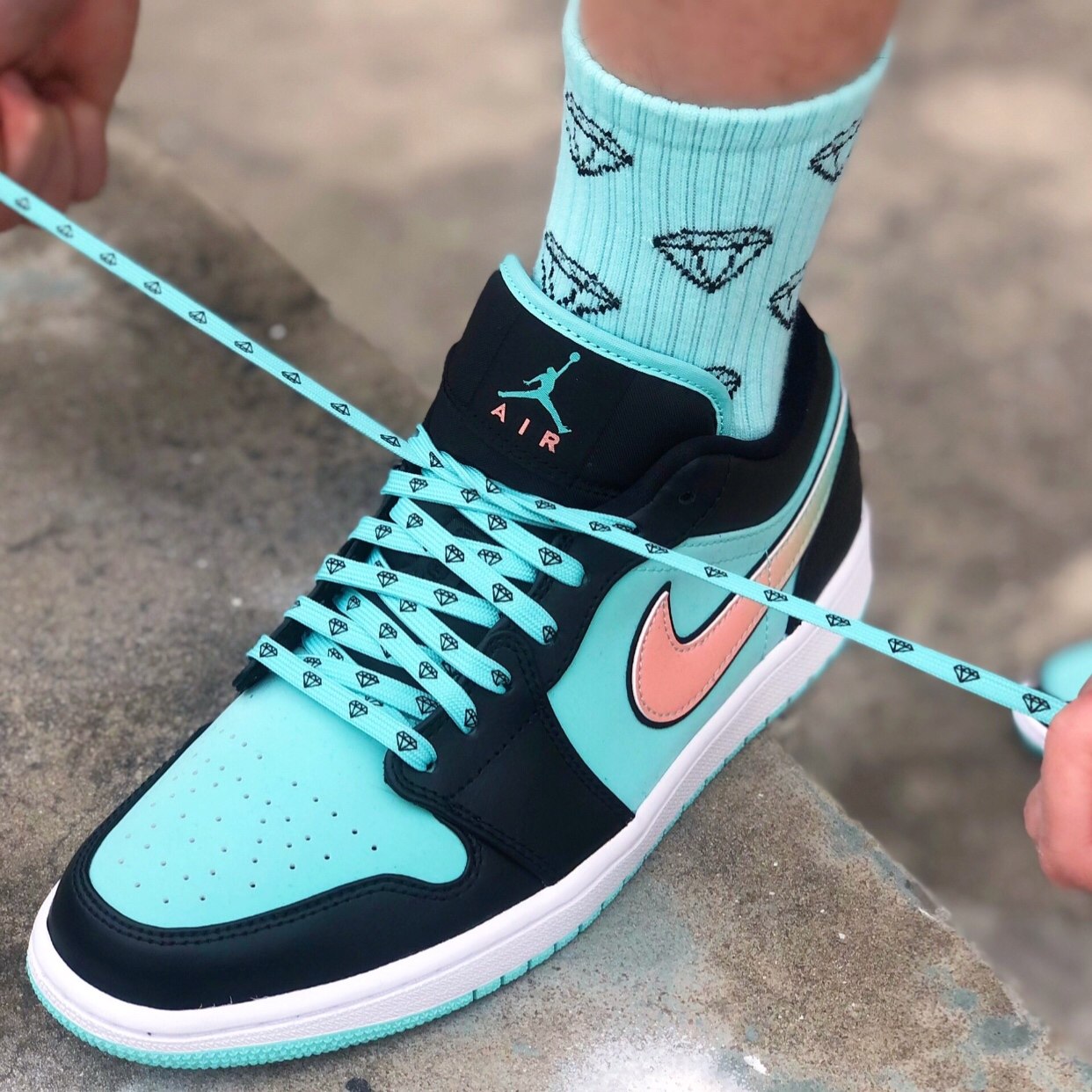 airjordanlowaj1渐变男子低帮运动篮球球鞋篮球鞋