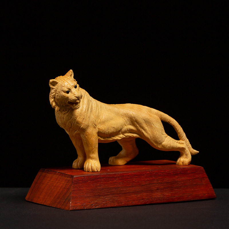 小叶文玩生肖手工艺品雕刻动物摆件汽车黄杨木老虎木雕