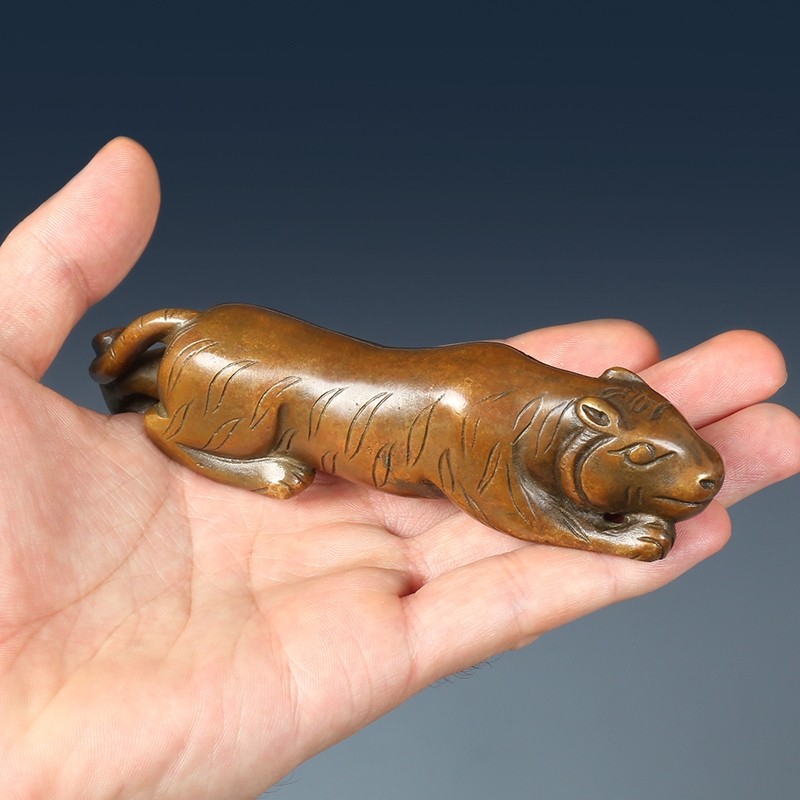 伏虎卧地古铜虎型尺镇青铜笔置笔简约笔架多功能镇纸