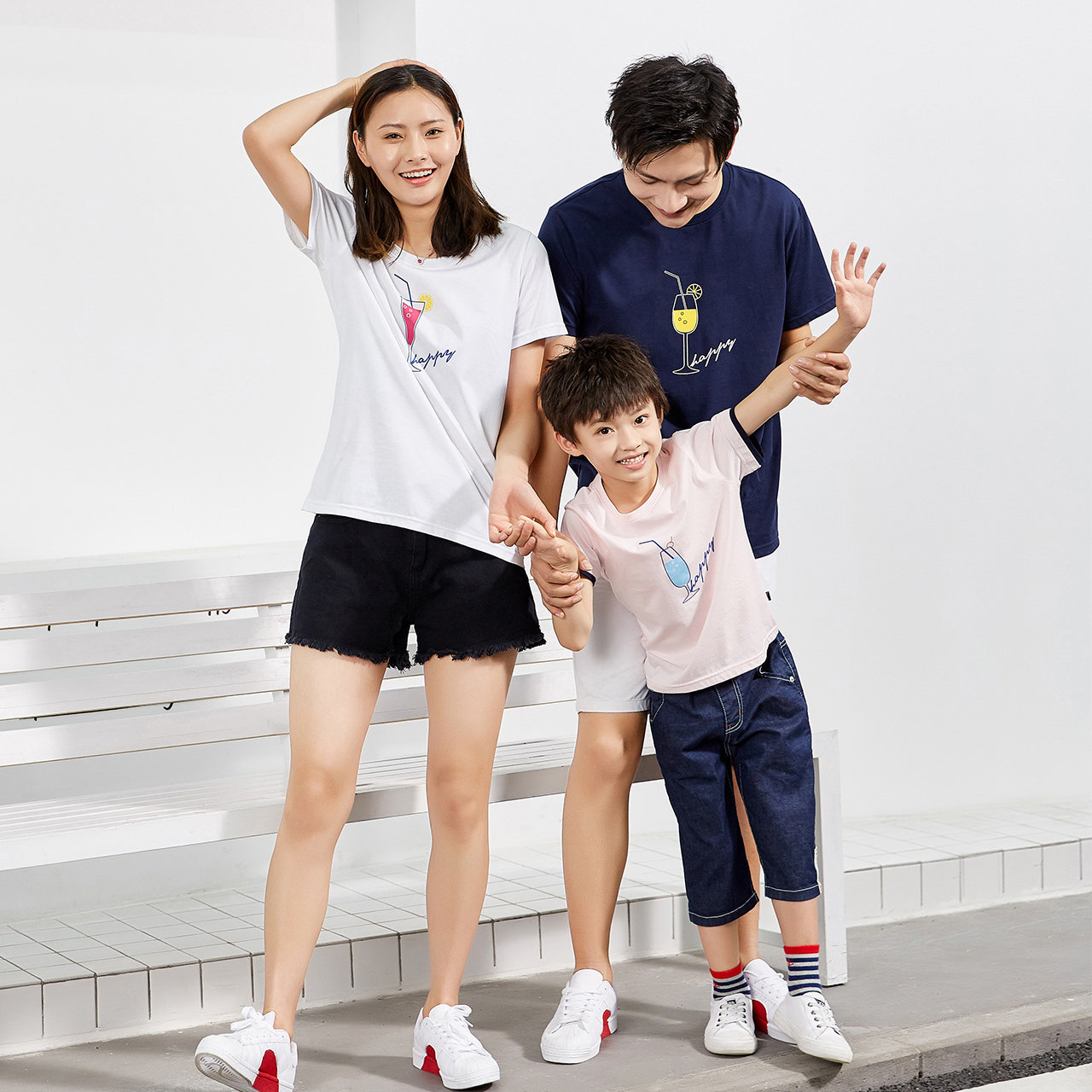 一贝皇城亲子装纯棉2018新款夏装全家装体恤一家三口家庭装短袖