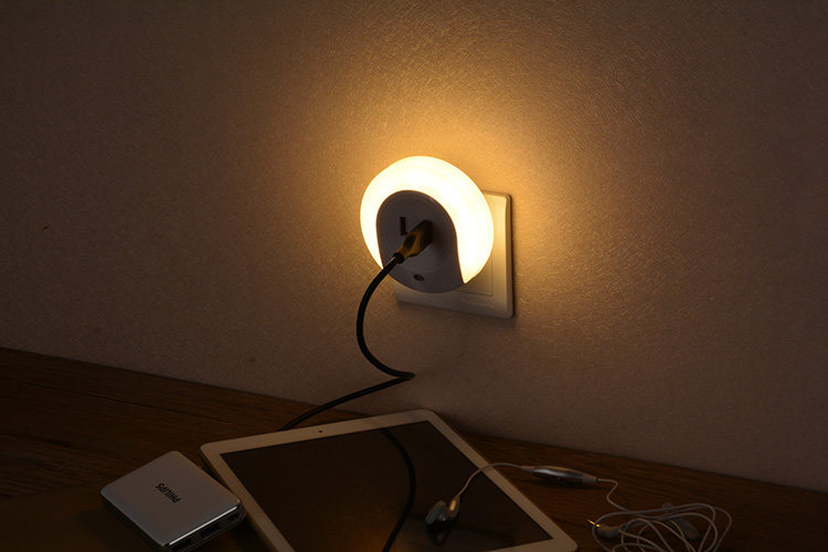 小夜灯 插电led光控感应婴儿宝宝起夜喂奶床头灯长明灯节能 夜灯