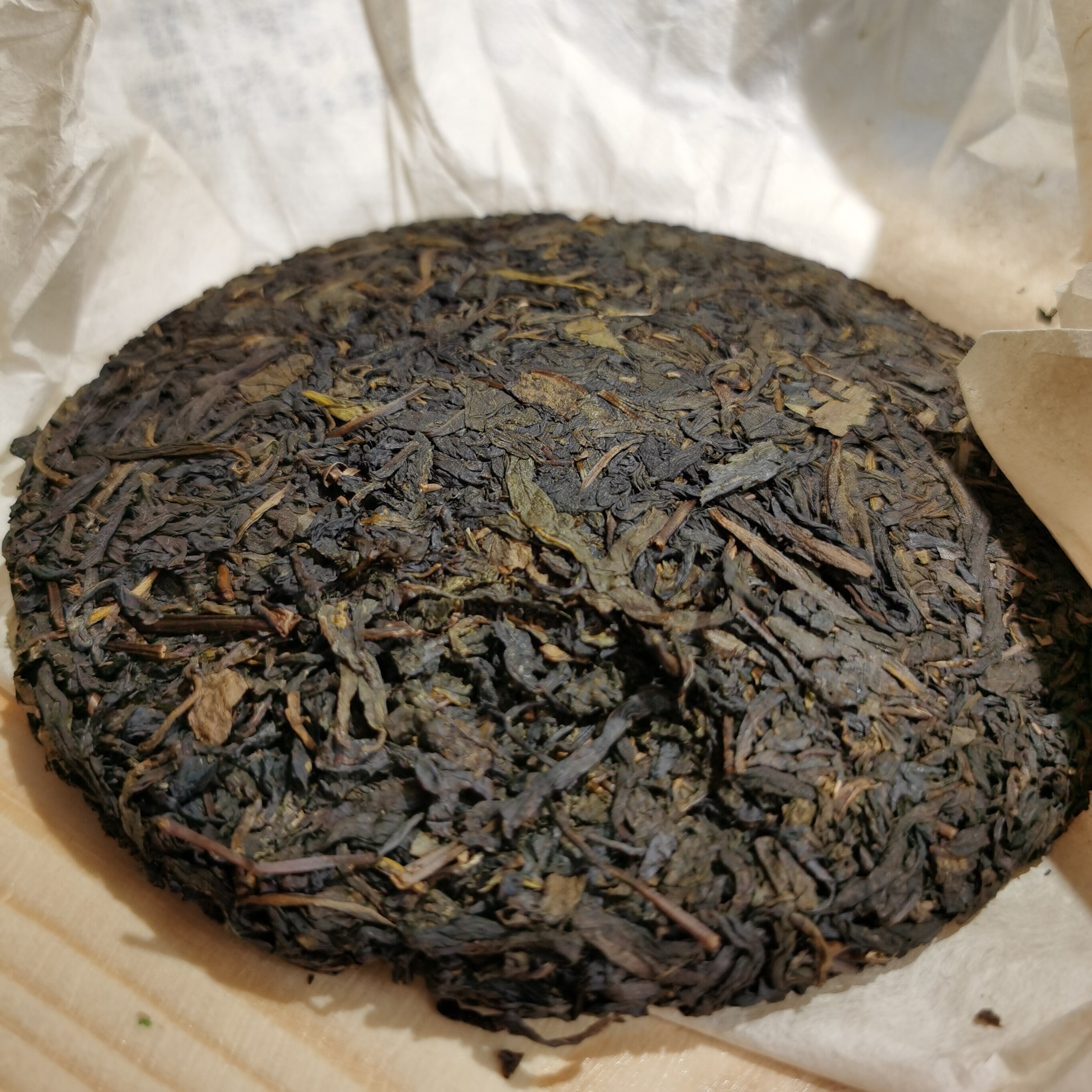 湖南安化茶高海拔老树荒野天尖饼茶安化黑茶