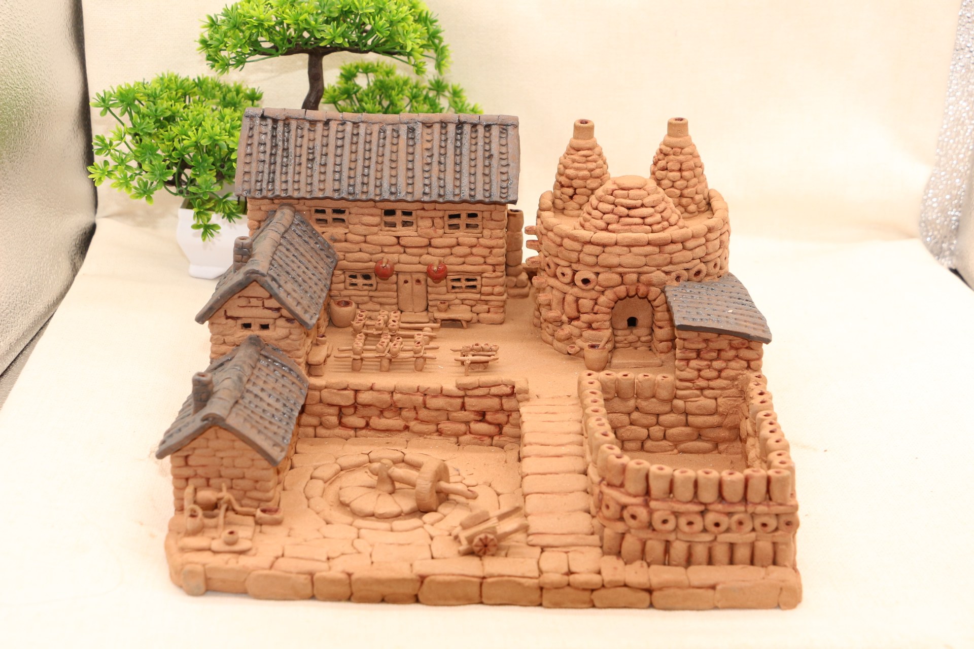 院子老房造景手工陶艺泥塑房子鱼缸盆景捏制泥人