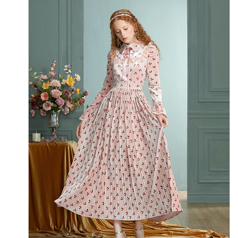 花儿开了2020秋冬新款甜美印花粉色丝绒连衣裙女修身高腰显瘦长裙