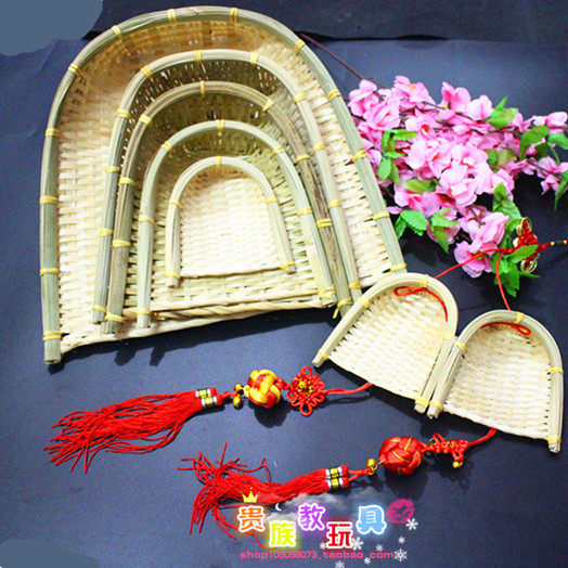 幼儿园农家乐装饰装饰画画画竹制品竹编竹篓竹篮竹畚斗空中吊饰