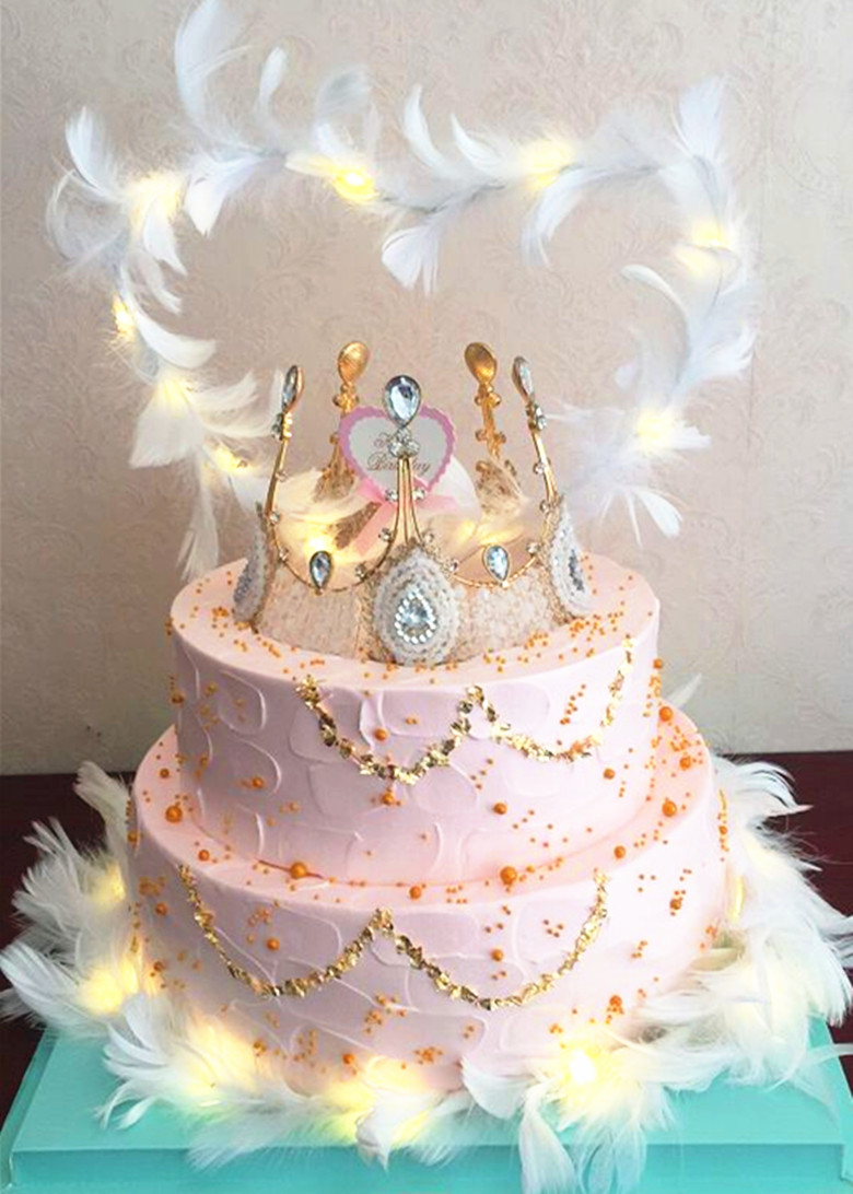 跨年网红创意女士生日蛋糕天津保定秦皇岛廊坊燕郊新鲜生日蛋糕