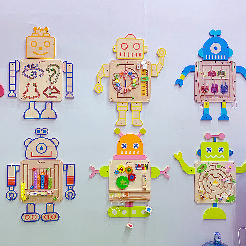 幼儿园走廊墙上玩具益智墙面游戏儿童蒙氏早教感统训练器材