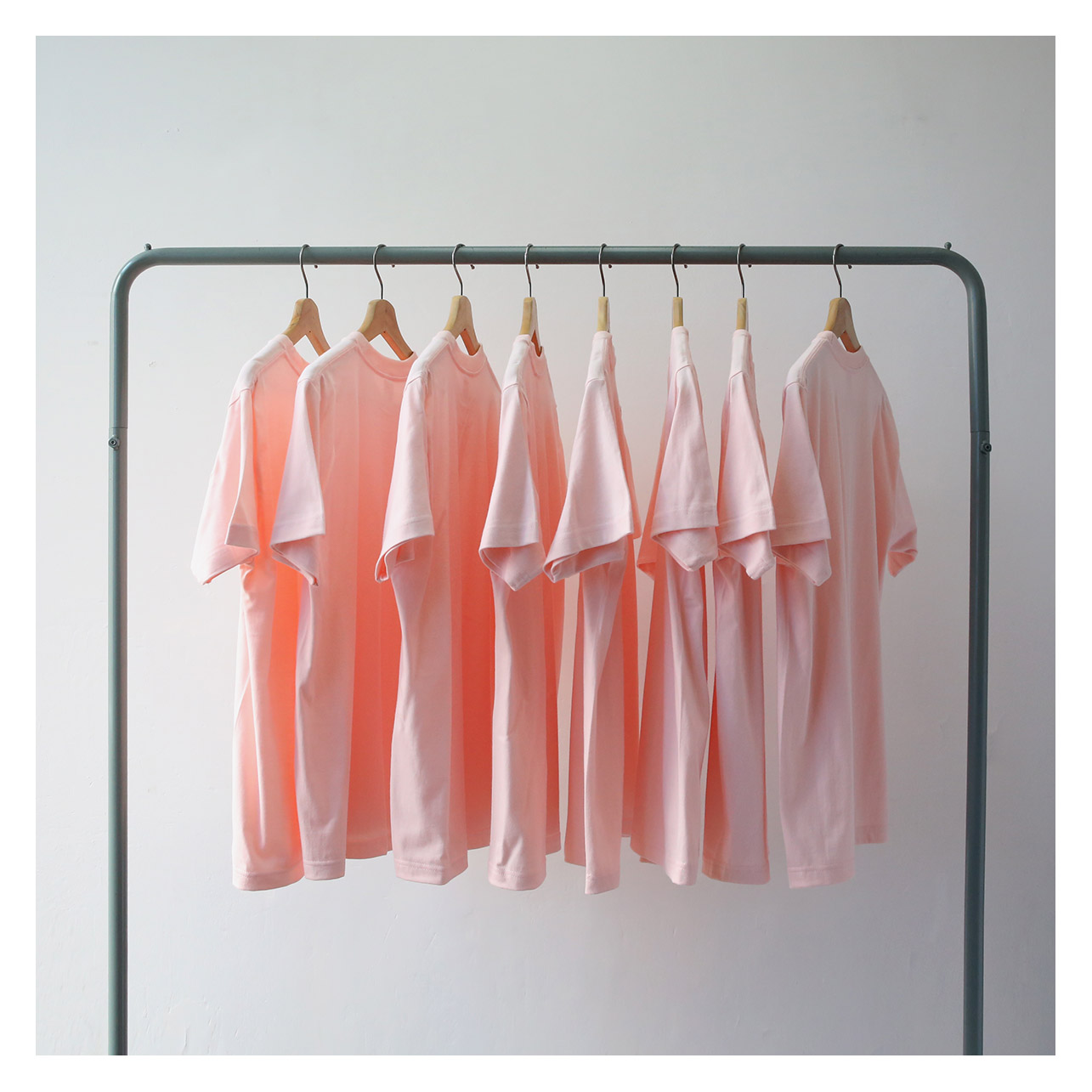 230克重磅 樱花粉浅粉色淡粉色纯棉短袖T恤男 女宽松大码bf风情侣