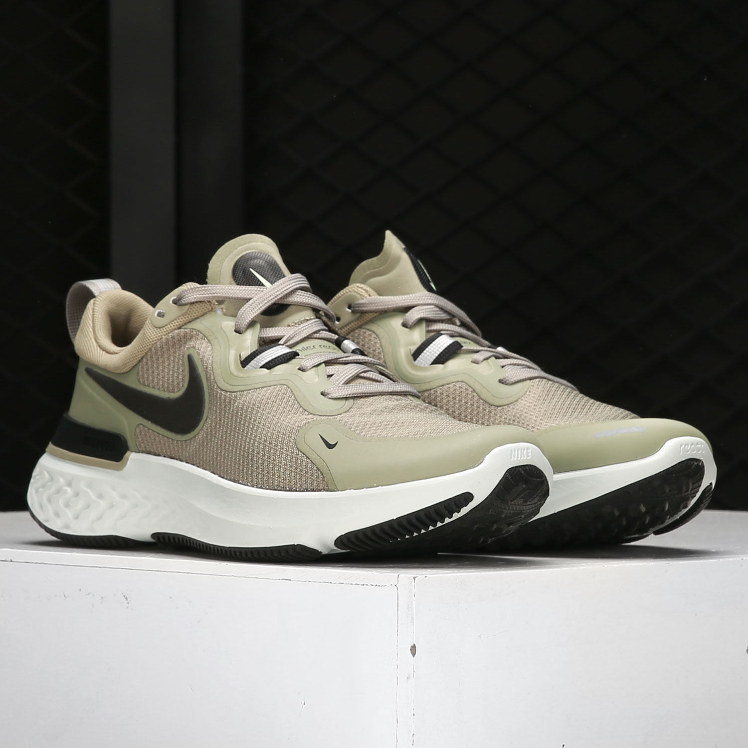 nike耐克正品新款reactmiler男子训练运动跑步跑步鞋