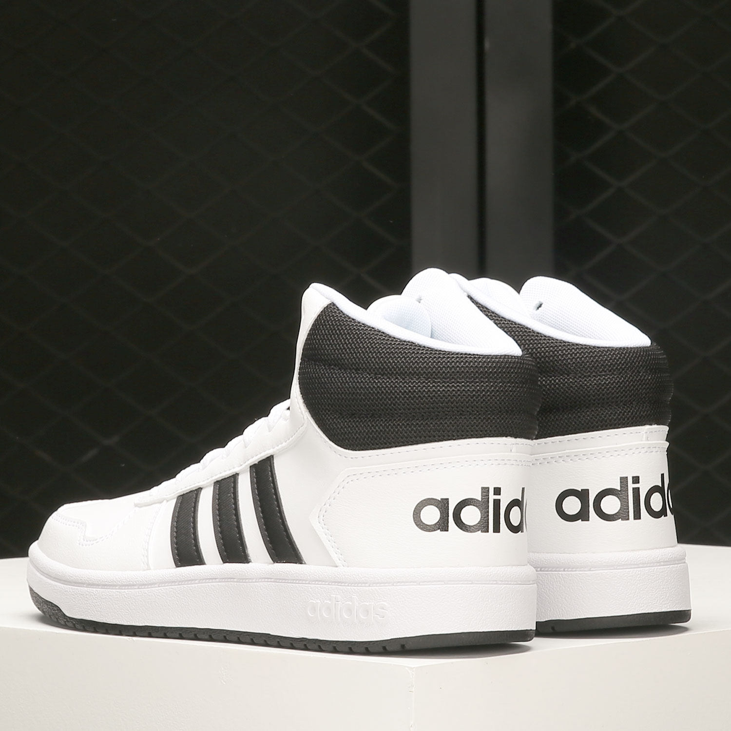 adidas阿迪达斯正品2021新款高帮男子运动鞋低帮舒适板鞋