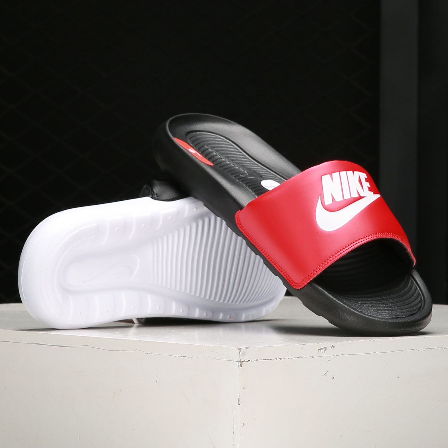 nike耐克正品2021新款男子一字凉拖夏季沙滩运动拖鞋