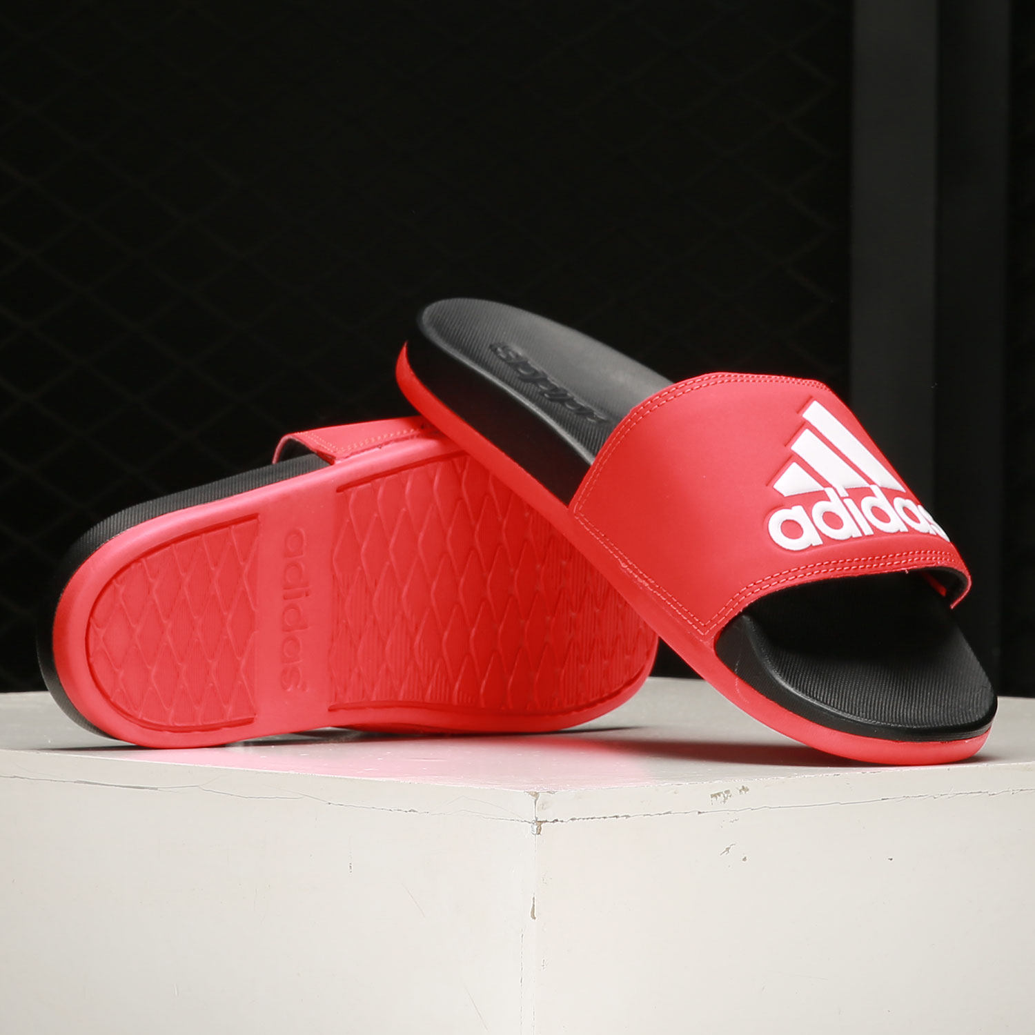 adidas阿迪达斯正品2019新款男子防滑轻便耐磨运动运动拖鞋