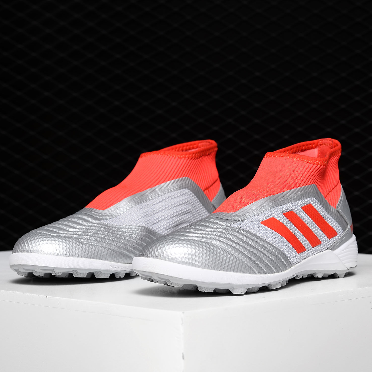 adidas阿迪达斯正品predator19.3lltf男子运动足球鞋足球鞋