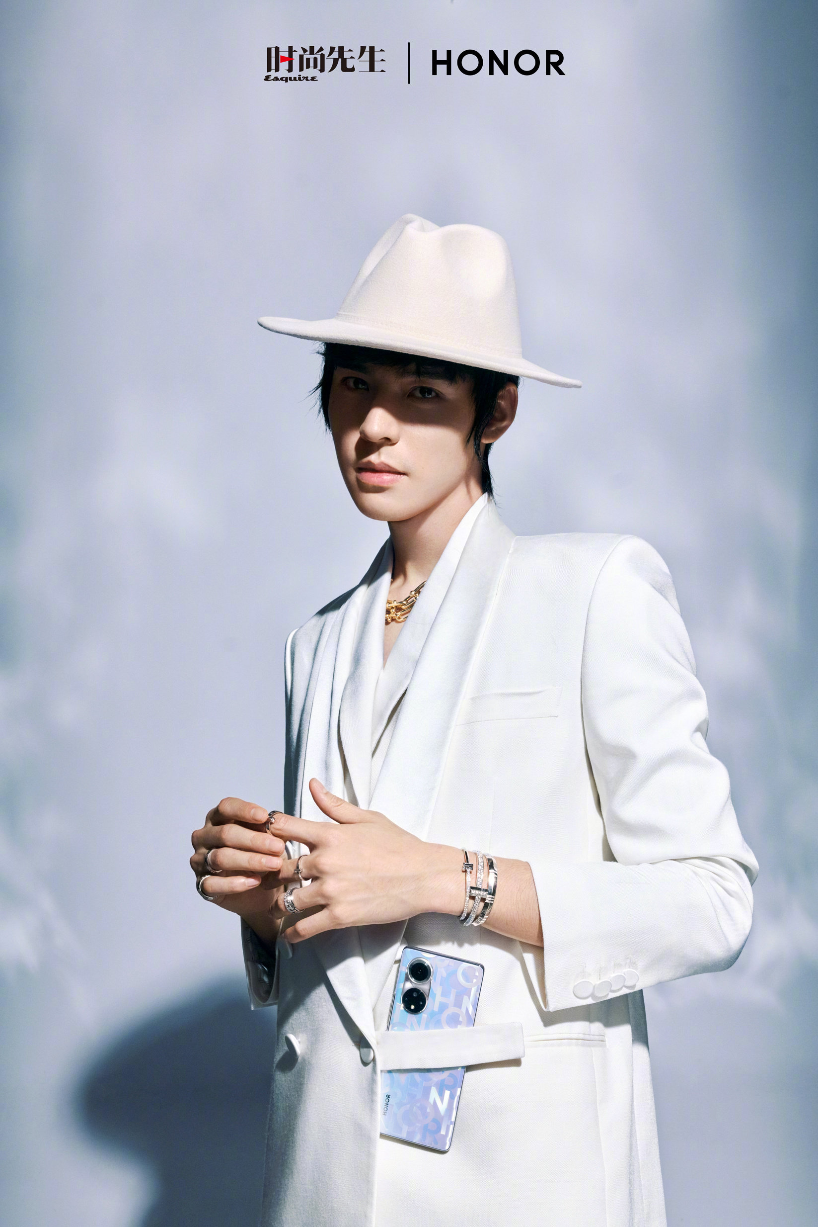 店赠海报明信片睿士新青年智族gq杂志2021年7飞机盒9月龚俊封面博客