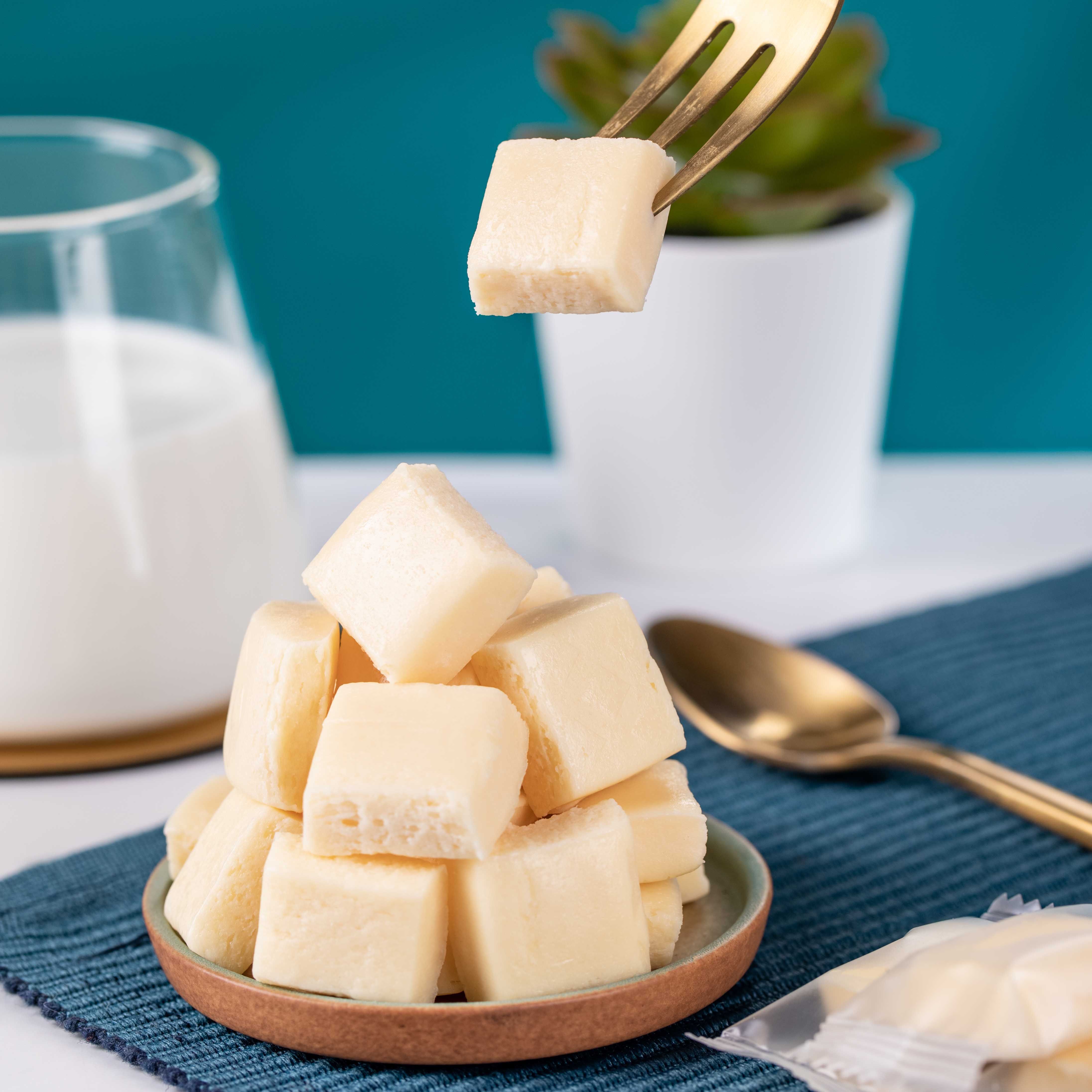 奶酪1发4袋内蒙古牛奶块儿儿童零食干吃酸奶再制奶酪