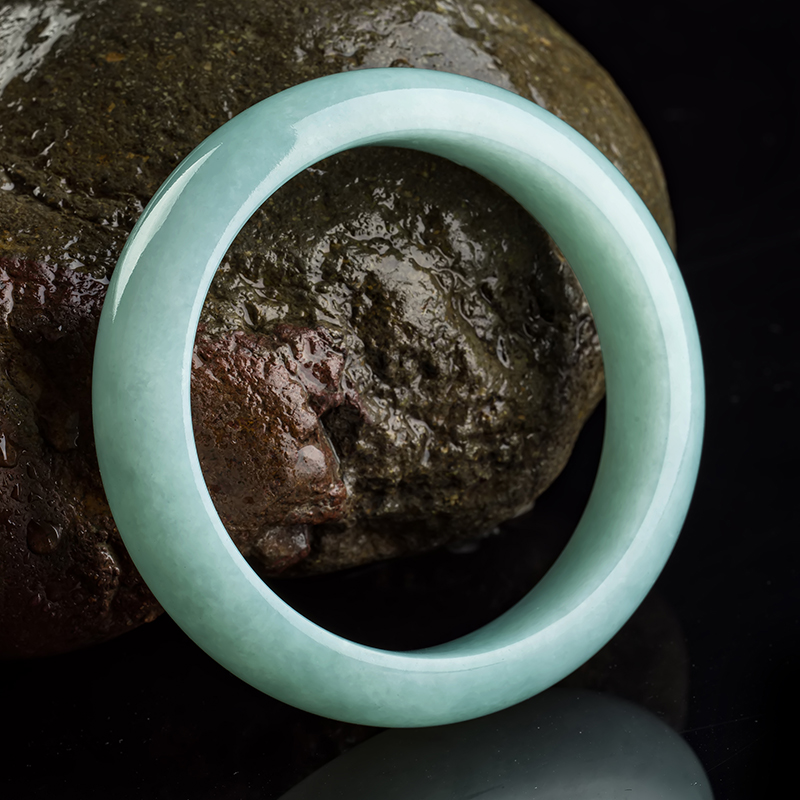 白菜价碧玉尊翡翠手镯冰糯种浅绿玉镯女款缅甸天然玉石a货证书 特大圈