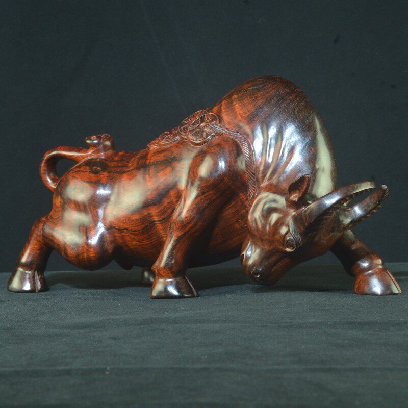 老挝大红酸枝华尔街斗牛木雕客厅摆件红木木纯木雕