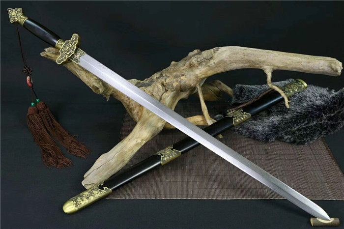 龙泉宝剑富贵牡丹剑清剑一体高档手工礼剑花纹刀剑