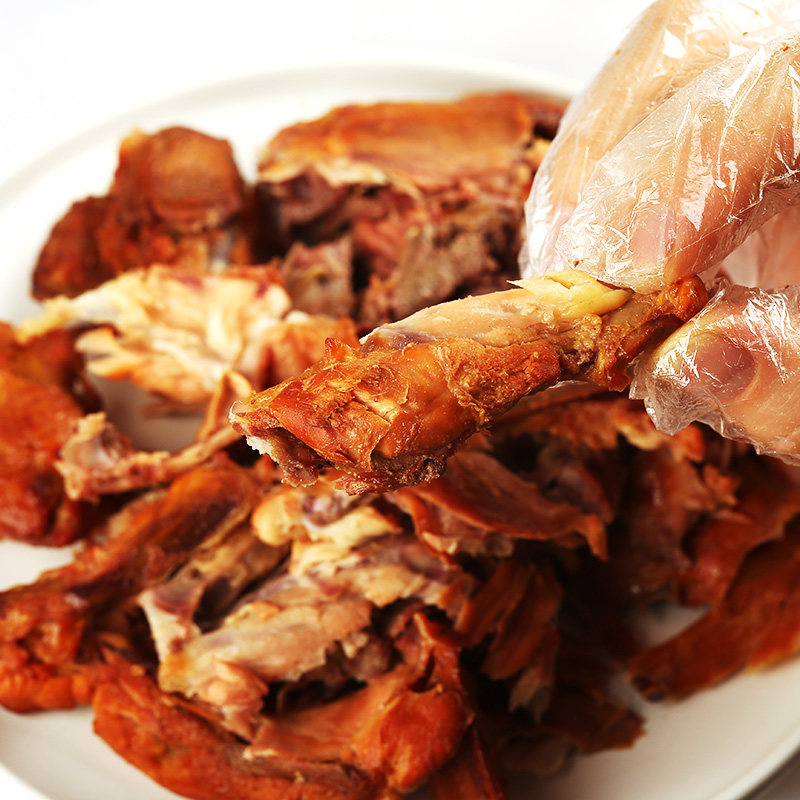 东北熏鸡架卤味鸡架熏鸡骨架炸鸡架熏烤鸡小吃鸡肉零食