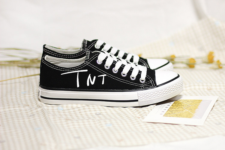tnt时代少年周边帆布布鞋2021年新款低帮宋亚轩帆布鞋