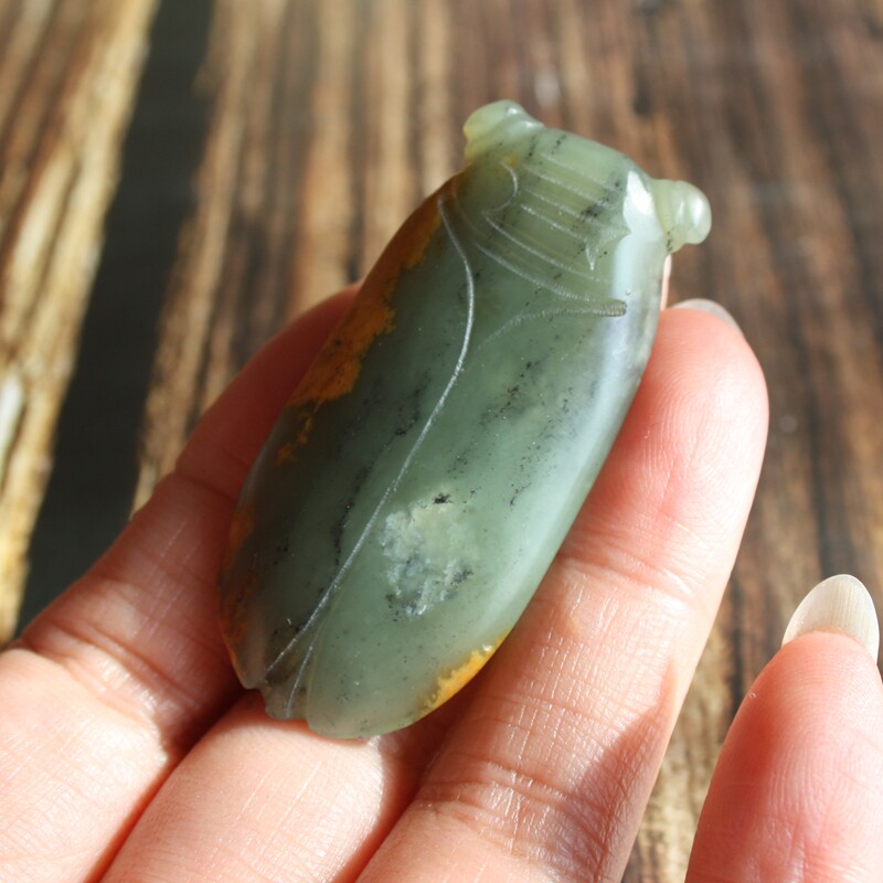 天然析木绿河磨玉和田玉籽仿古玉猪龙蝉吊坠手饰