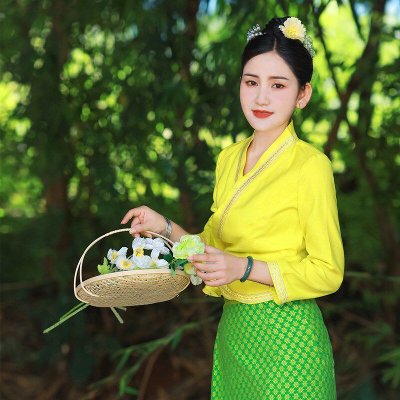 西双版纳傣族服装 傣族表演服装 spa美容院工作服 泰式风情服装