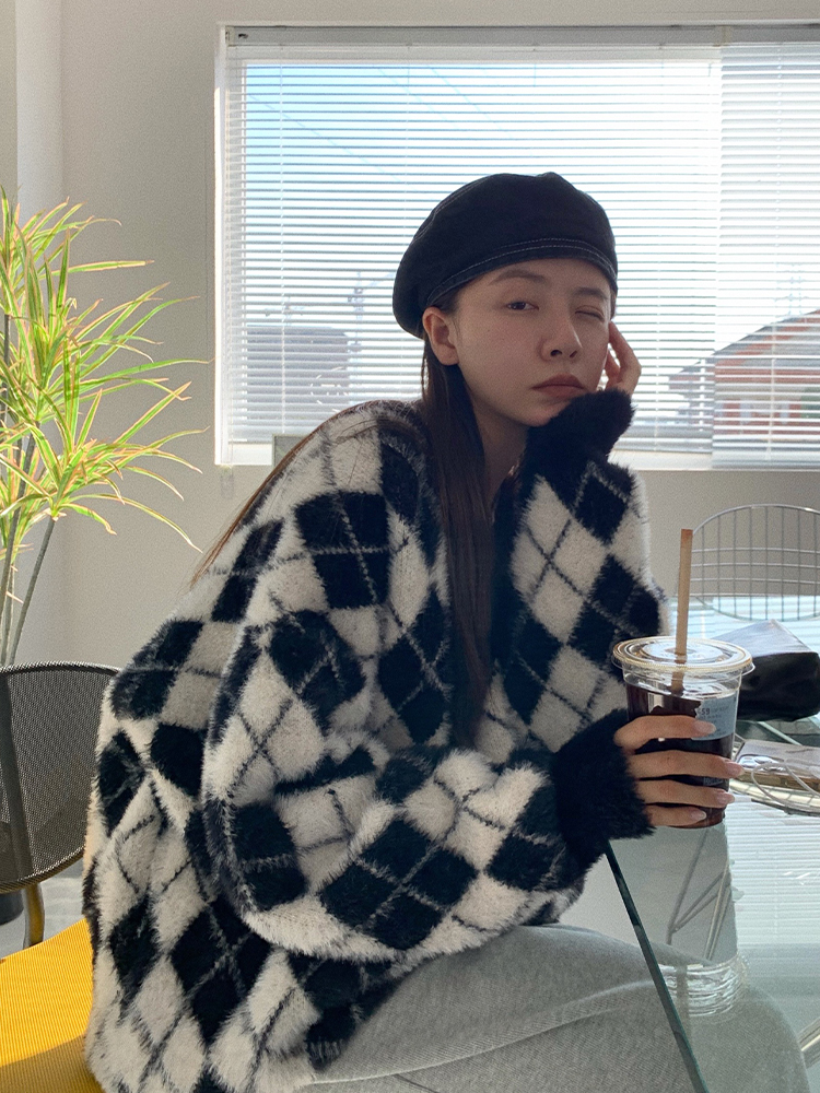 LIL CHER菱格毛衣外套女秋冬新款韩版宽松休闲慵懒风毛毛针织开衫