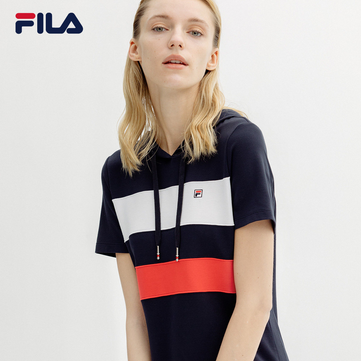 连衣裙fila斐乐女裙高圆圆同款2022年夏季连帽女子运动连衣裙