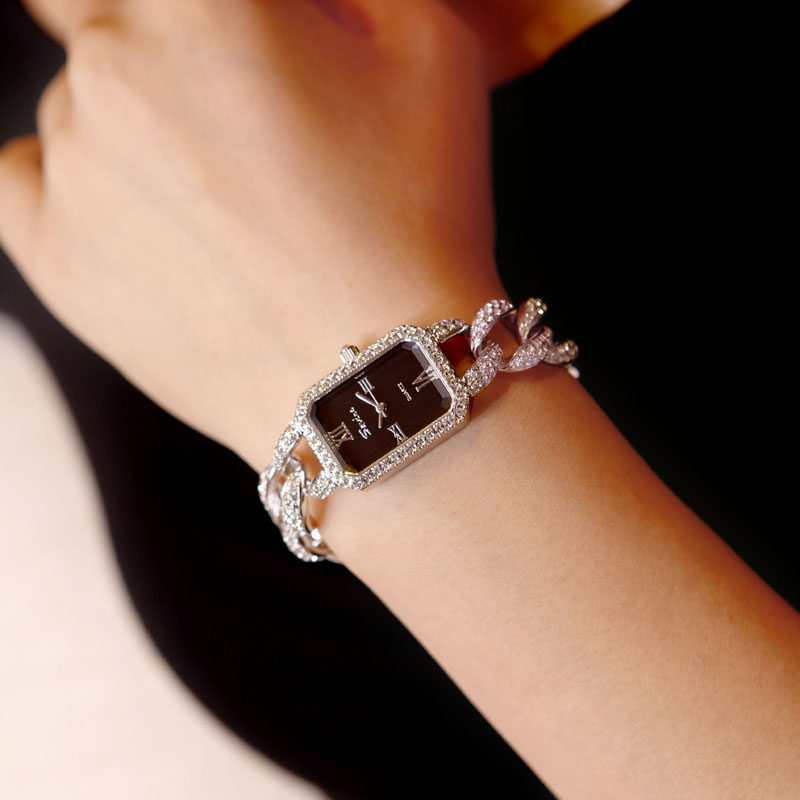 香港savina长方形款时尚小表盘女士手表新款防水镶钻石英链条女表