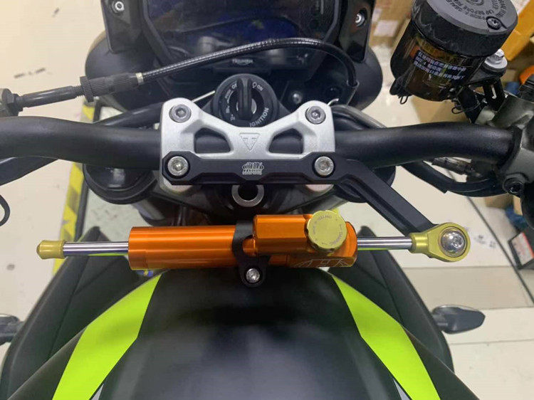 适用于摩托车凯旋streettriple转向阻尼改装钛尺其他摩托车用品