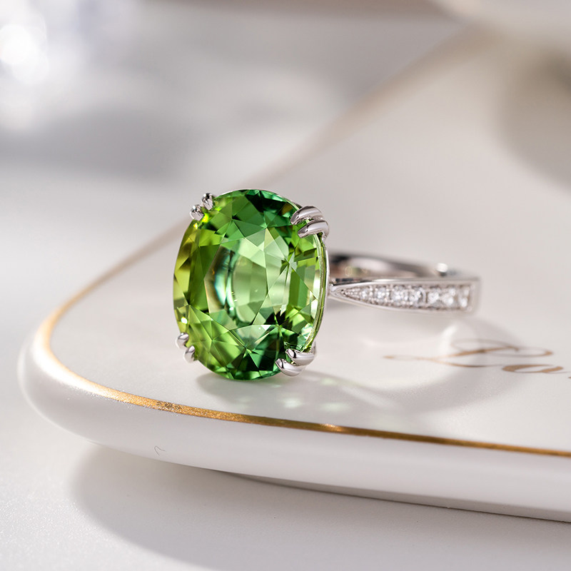 现货米莱珠宝艳绿气质款绿碧玺戒指钻石镶嵌女戒首饰