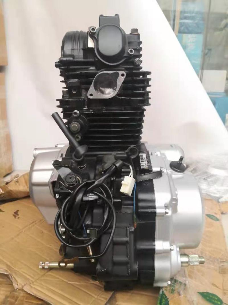 适用建设雅马哈雷霆劲豹srz150srv150jym150-a-b摩托发动机摩托车