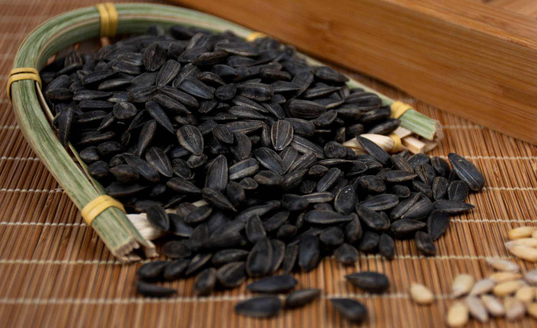 申新网红黑珍珠瓜子2斤奶油味小包装孕妇儿童瓜子