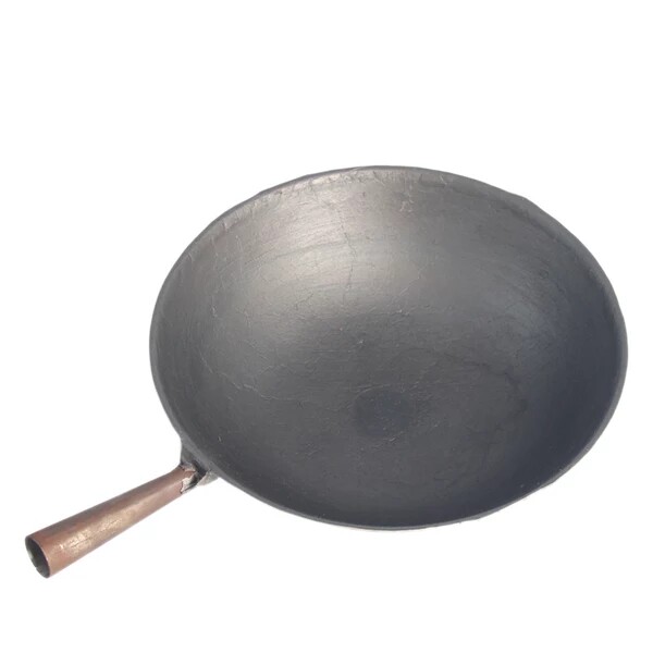 老北京实拍圆底老式铸铁三爪铁锅涂层炒锅生铁炒锅