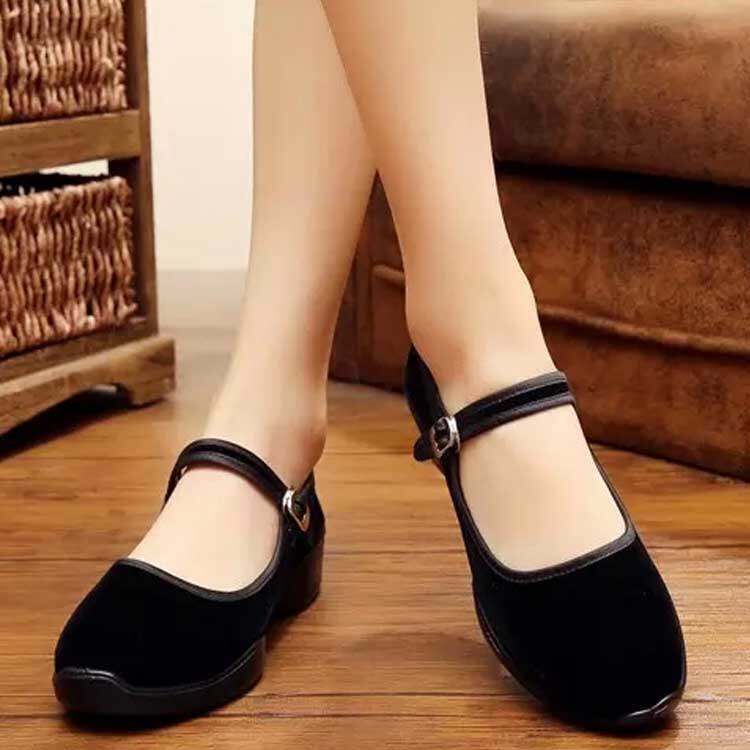 老北京布鞋女中中跟坡跟黑红红色工鞋平绒妈妈鞋软布鞋