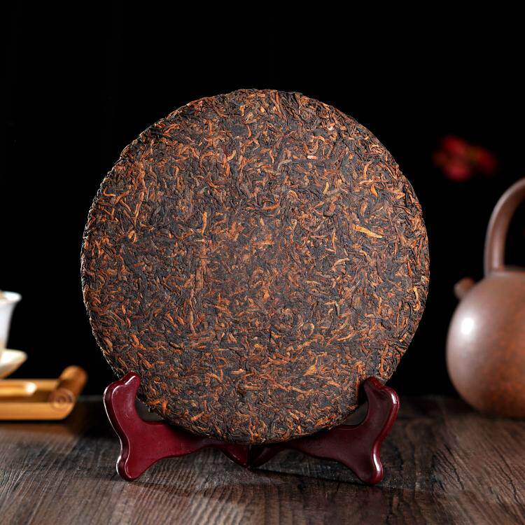 2021年老曼峨古树熟茶七子357克饼茶云南普洱茶普洱