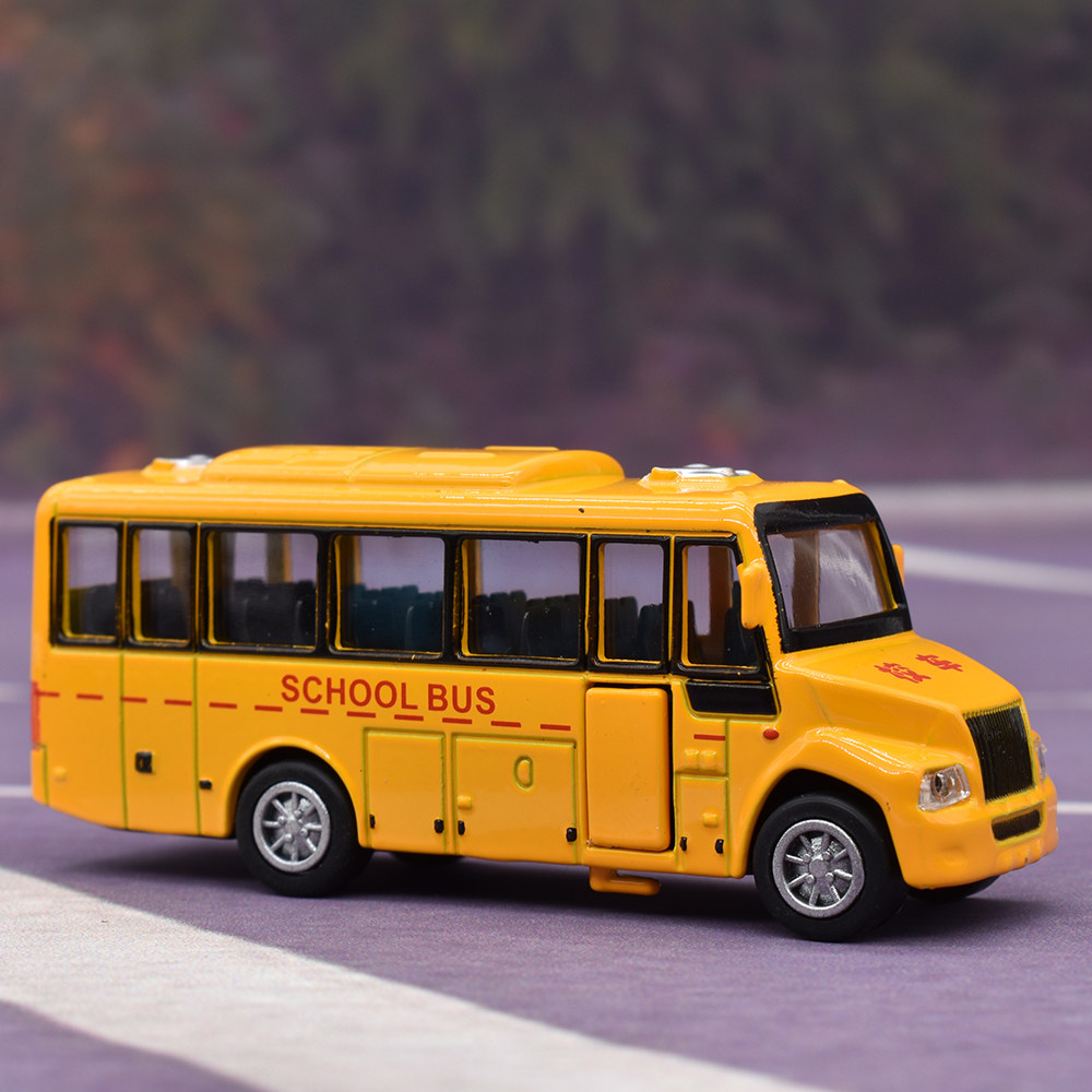 合金玩具车校车警车公交巴士地铁火车汽车模型回力车模