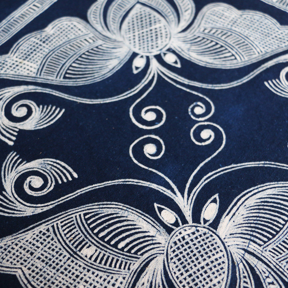 batik蜡染贵州黔东南手工艺画蜡蓝染印花布方巾手帕苗族蜡染